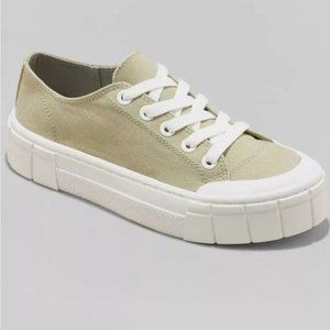 Mad Love Women’s Fran Green Platform Casual Lace-Up Canvas Sneaker Shoes Size 7